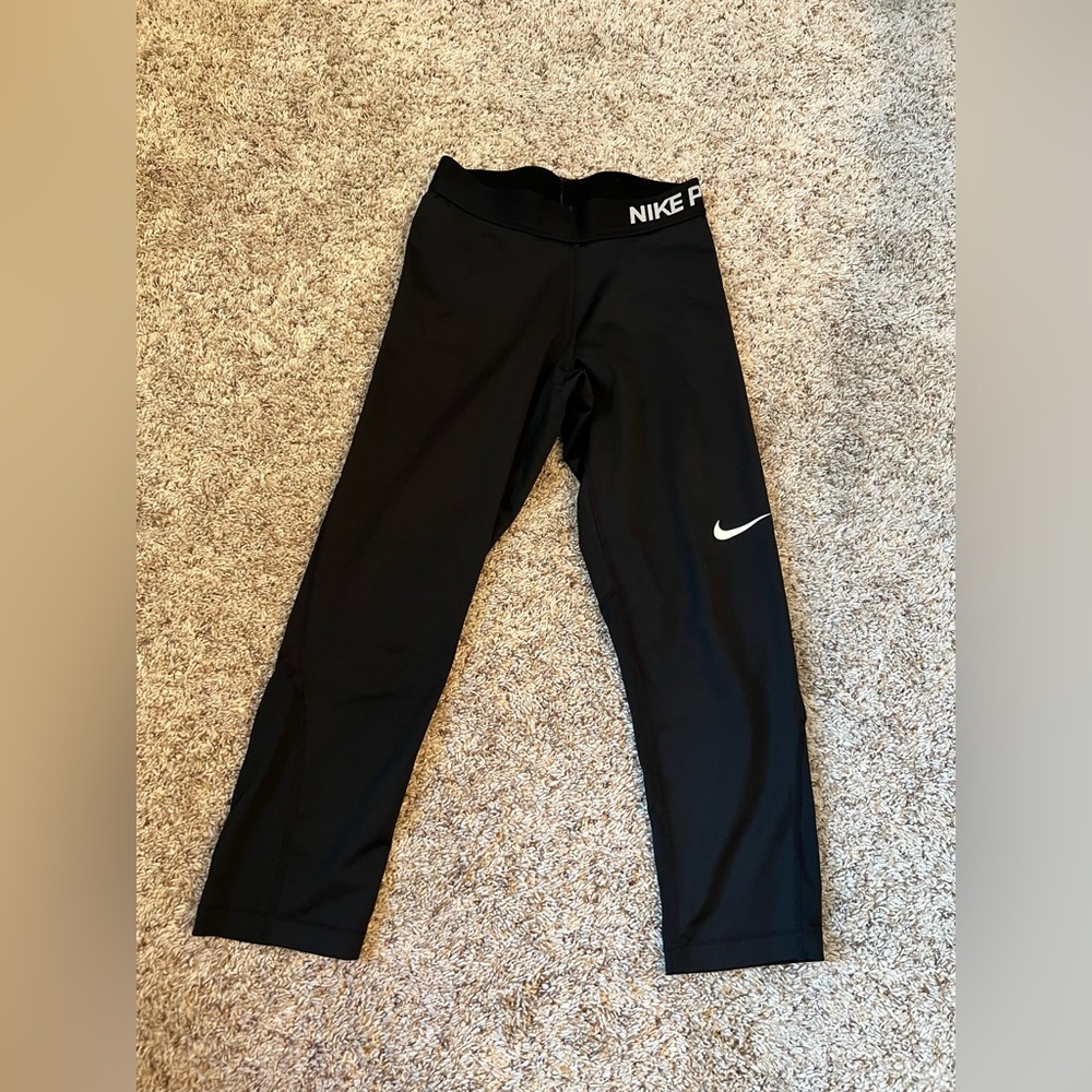 Nike pro cropped leggings sizs XS